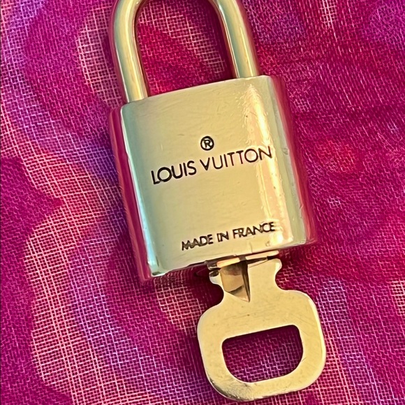 AUTHENTIC Louis Vuitton Padlock & Key Set - Picture 3 of 5